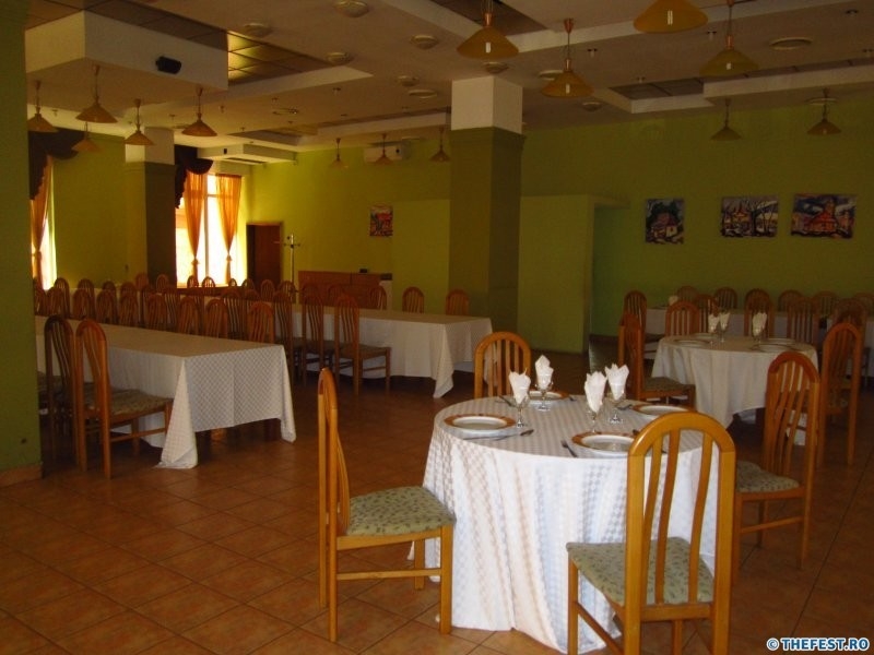 Bistro 2003 - image - 1