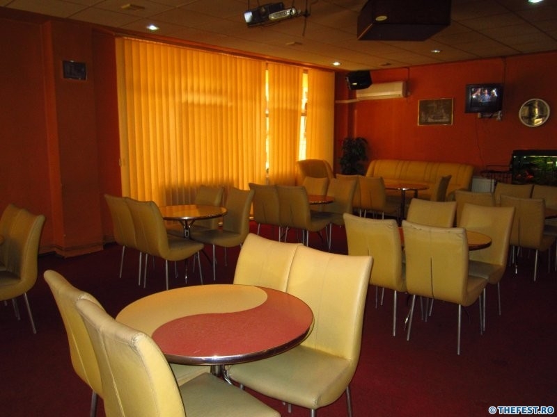 Bistro 2003 - image - 4