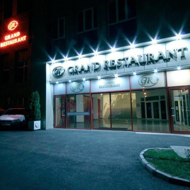 Grand Restaurant - image - 4