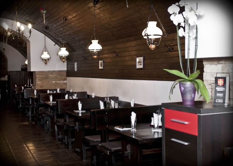 Taverna Sarbului Brasov - image - 1