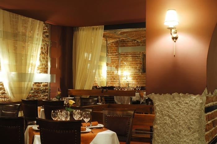 Restaurant Ambasador Brasov (inchis) - image - 4