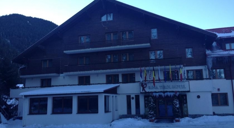 Hotel Tirol (si Vila Daniel si Vila Claris) - image - 3