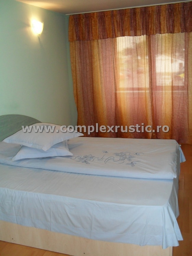 Complex Rustic - image - 2
