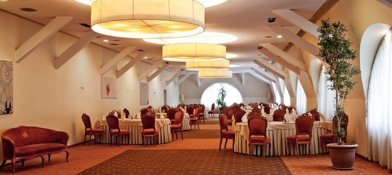 Mc Moni's - image - 3