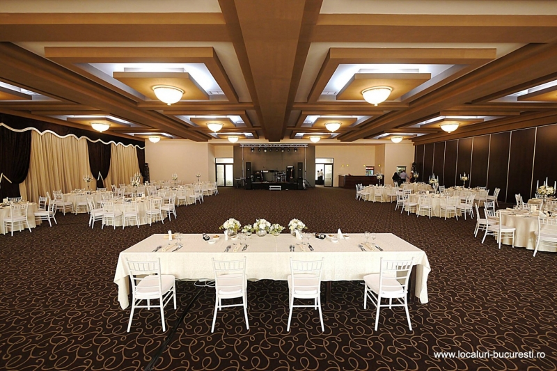 The President restaurant & events - image - 4