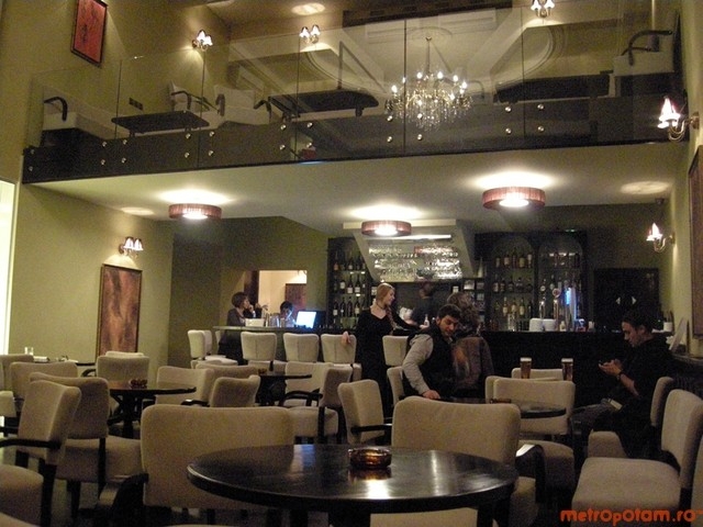 Godot Cafe Teatru - image - 2