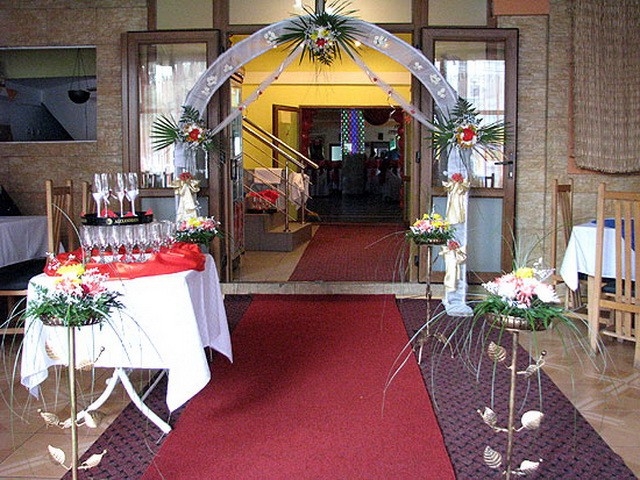Restaurant Cerbul (inchis) - image - 0