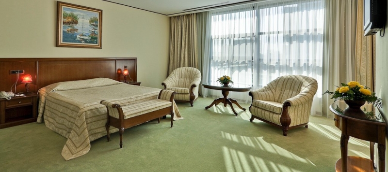 Alexander Hotel (INCHIS ??) - image - 0