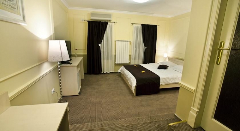 Hotel Hanu' Berarilor - image - 2