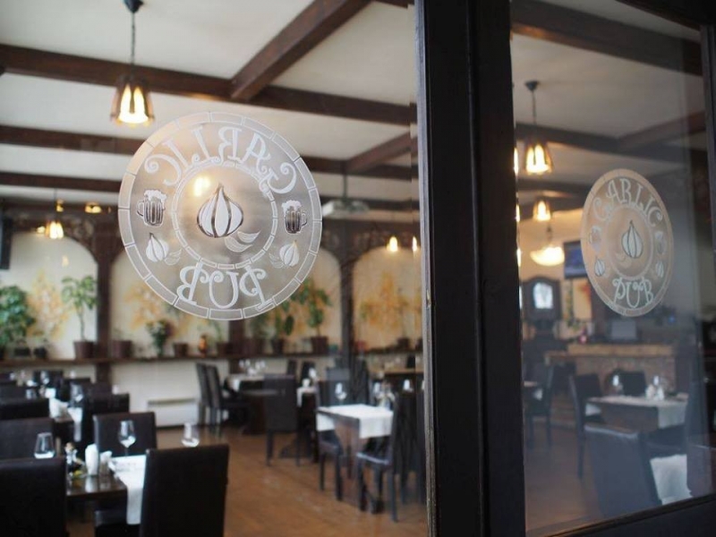 Garlic Pub - image - 1