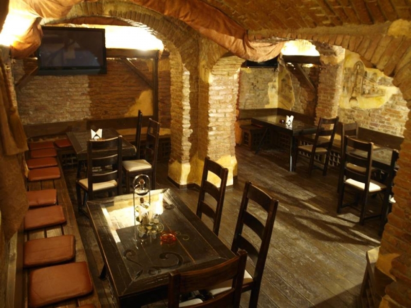 Garlic Pub - image - 2