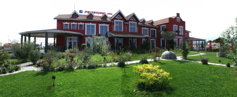 Pensiunea Funpark - image - 0