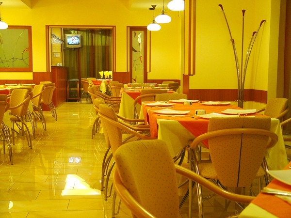 Hotel City Center - image - 1