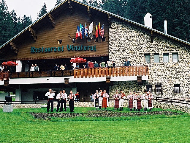 Restaurant Vanatorul (Casa Emil) - image - 0