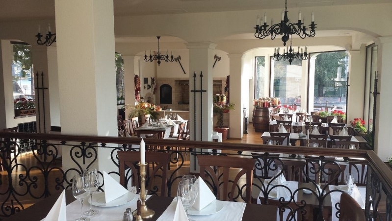 Restaurant Voievodal Baneasa - image - 1