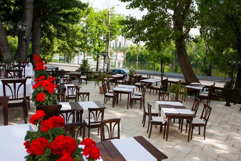 Restaurant Voievodal Baneasa - image - 2