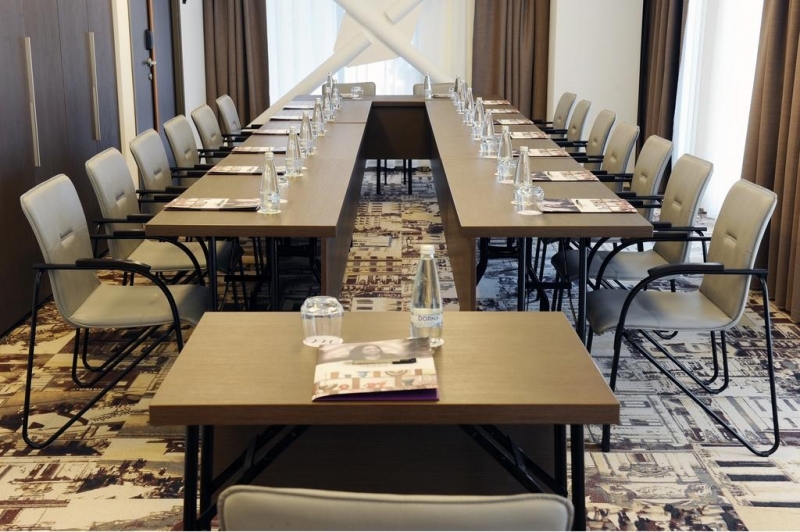 Hotel Mercure Bucharest City Center - image - 2