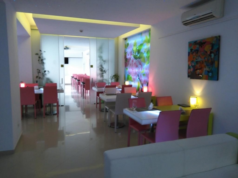 Christina Hotel - image - 3