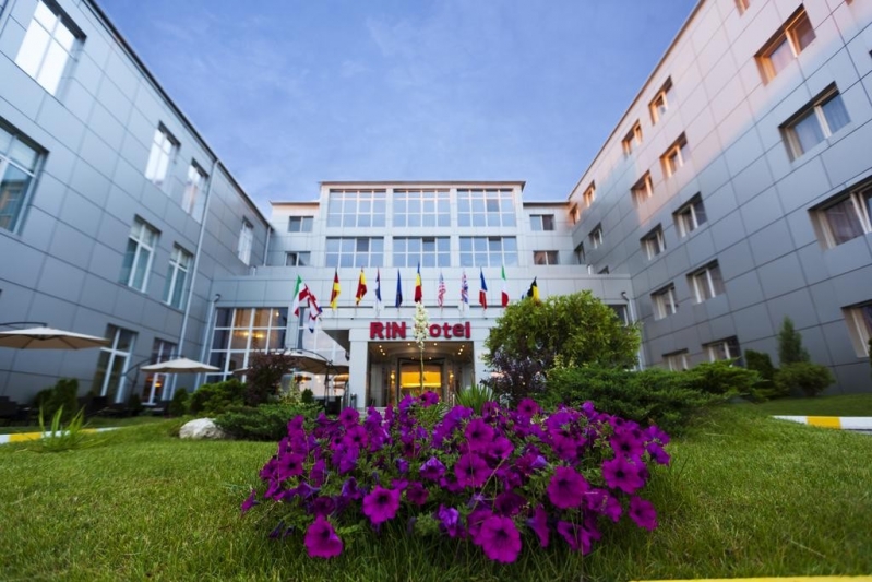Rin Airport Hotel - image - 0