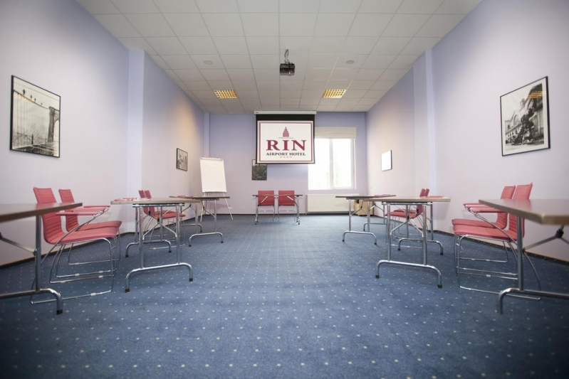 Rin Airport Hotel - image - 1