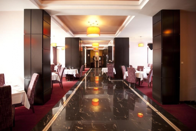 Rin Central Hotel - image - 4