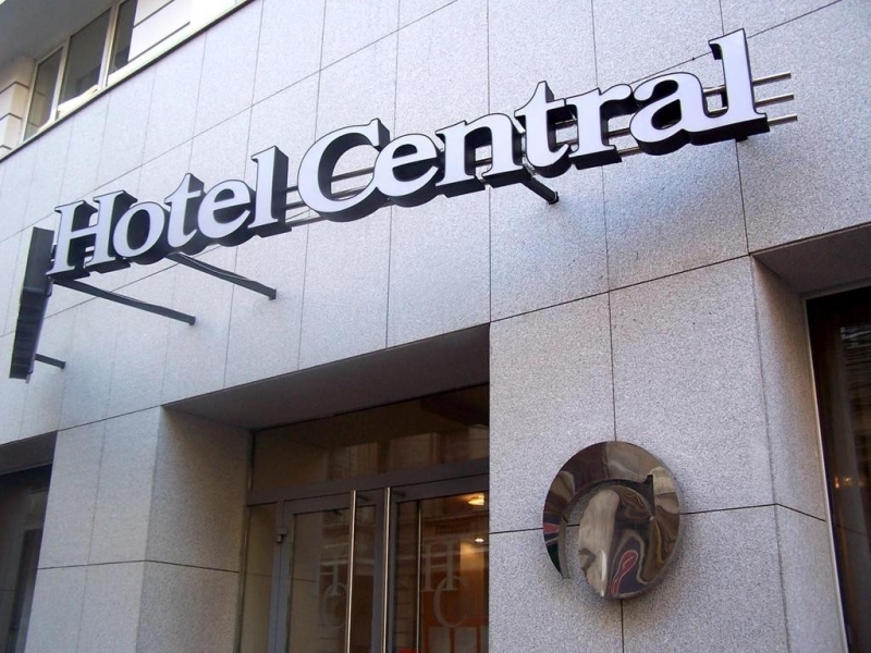Hotel Central Bucuresti - image - 0