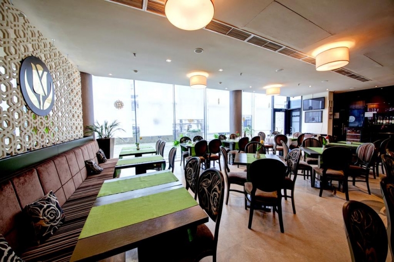 Golden Tulip Victoria - image - 3