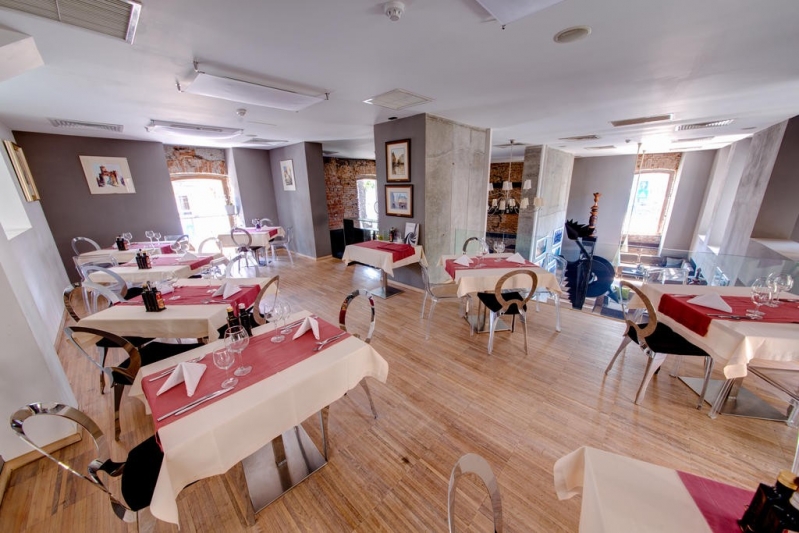 Sarroglia Hotel - image - 2