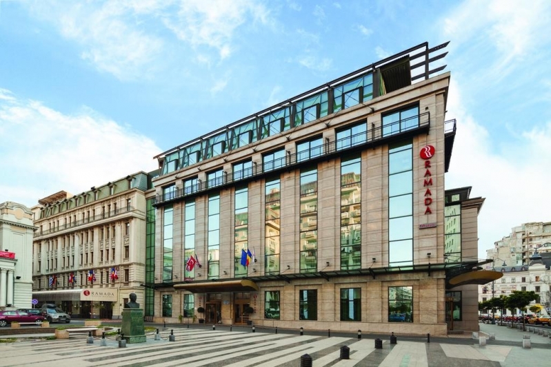 Ramada Majestic - image - 0