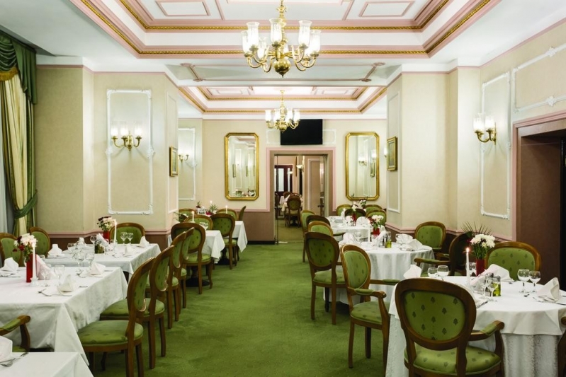 Ramada Majestic - image - 1