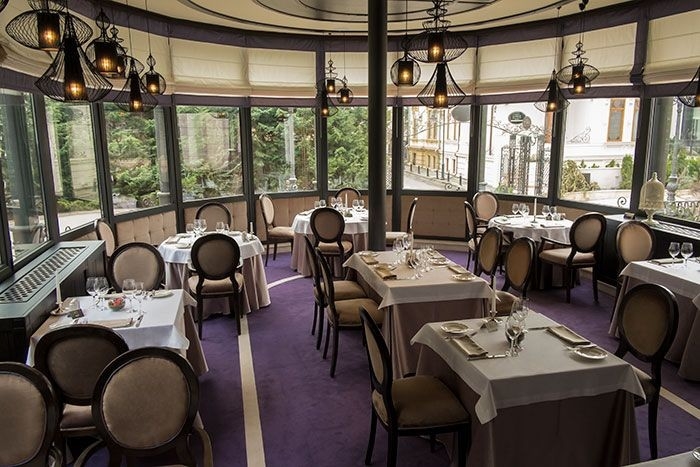 Epoque Hotel - image - 3