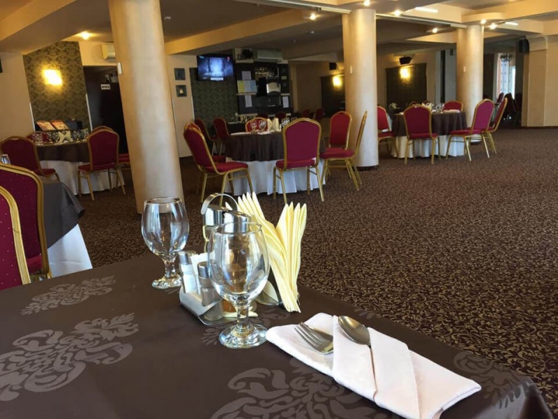 Hotel Q Brasov - image - 2