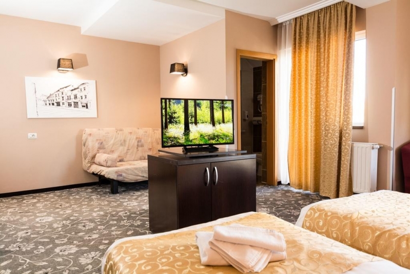 Hotel Q Brasov - image - 4