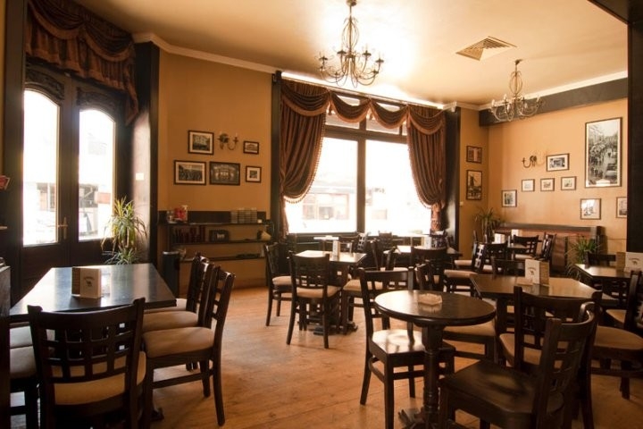 Les Bourgeois - image - 2