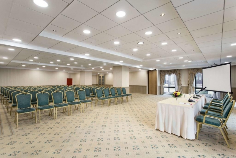 Ramada Majestic - image - 3