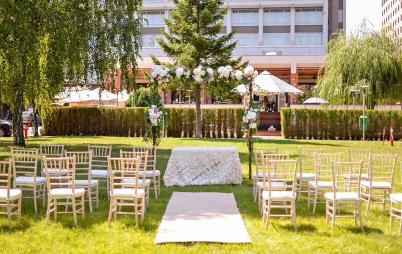 Ramada Plaza Hotel - image - 4