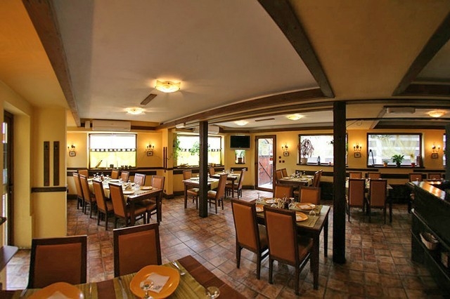 Restaurant-Pensiune Casa Mica - image - 1