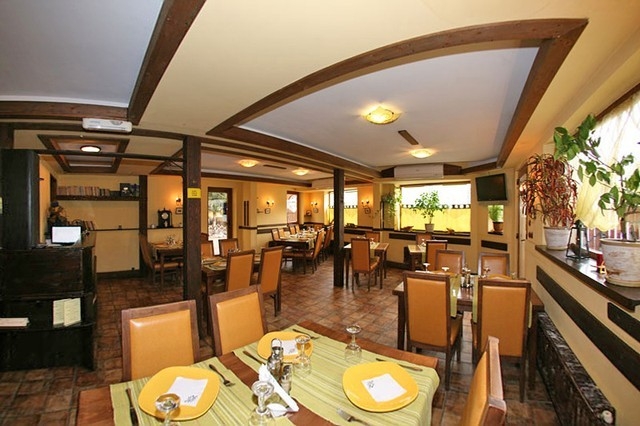 Restaurant-Pensiune Casa Mica - image - 2