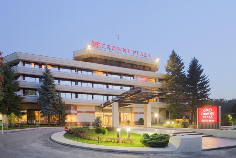Crowne Plaza - image - 0