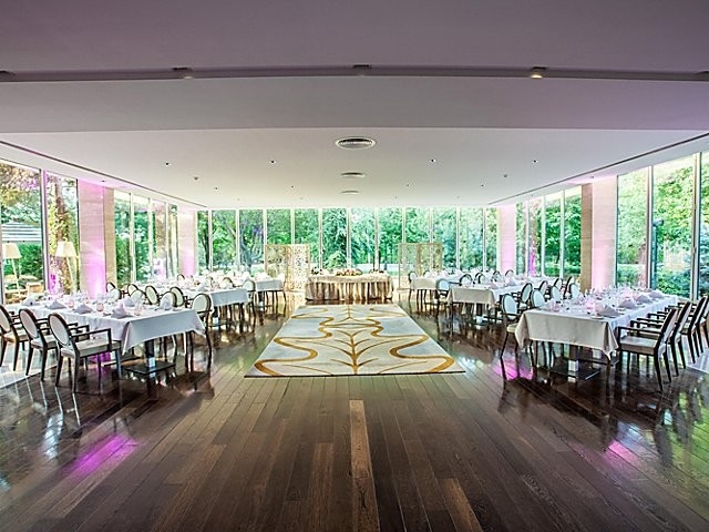 Crowne Plaza - image - 3