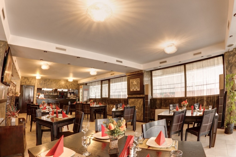 Avis Boutique Hotel - image - 2