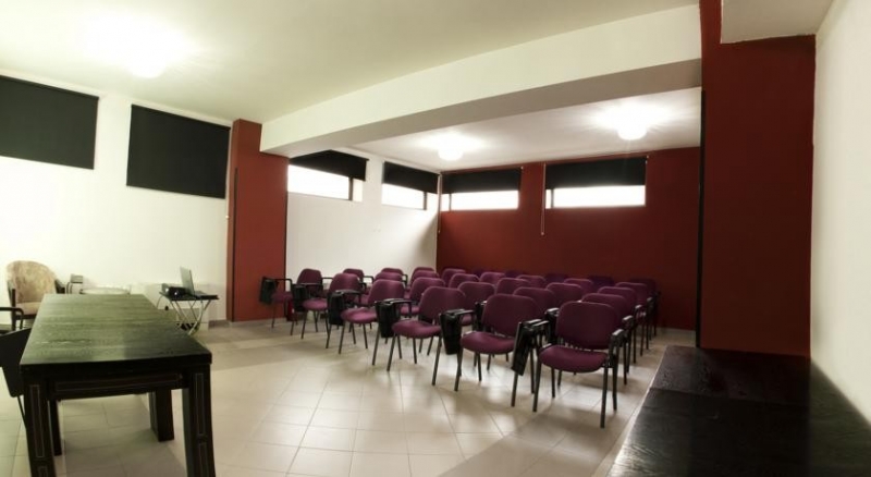 Avis Boutique Hotel - image - 4