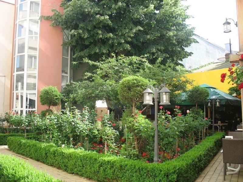 Hotel Marshal Bacaloglu (inchis) - image - 4