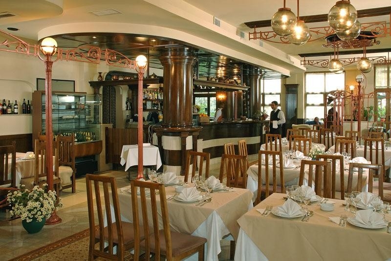 Hotel Irisa - INCHIS TEMP - image - 1
