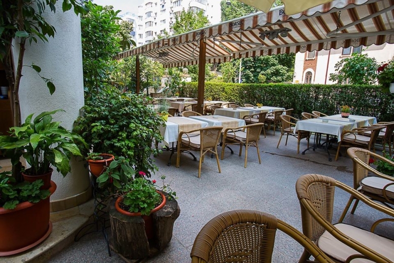 Hotel Irisa - INCHIS TEMP - image - 4