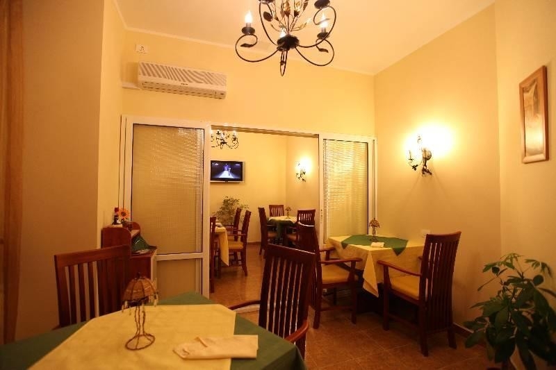 Hotel Traian - image - 2