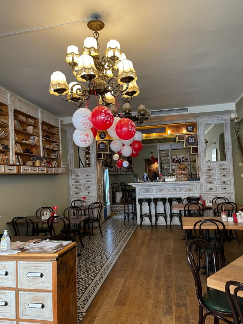 Viva La Vida Bistro - image - 2
